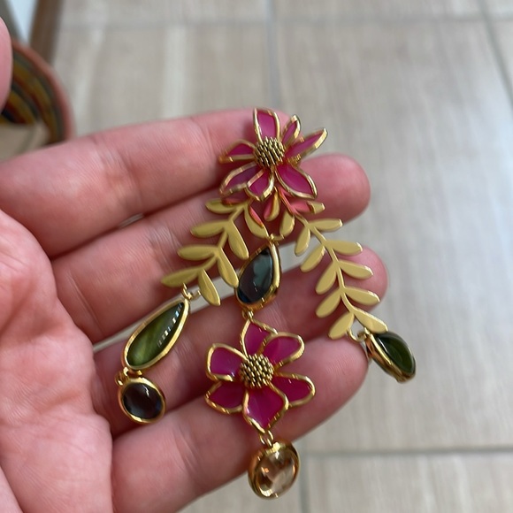 KATE SPADE UEC Pink and Gold Floral Statement Earrings - Picture 4 of 5